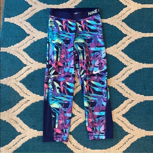 Nike Pro cropped legging palm tropical print M - Picture 3 of 7
